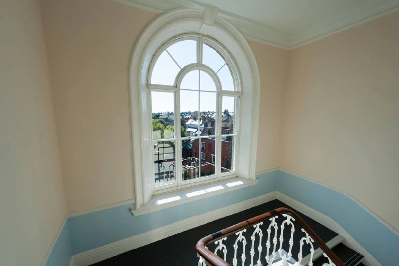 Admirals Harbour View 2-bed Apartment in Harwich