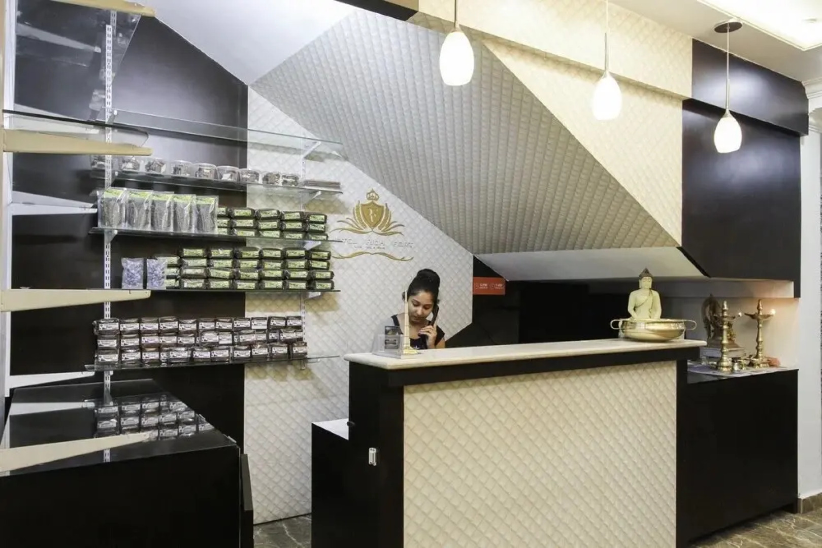 Rich Fort By OYO Rooms