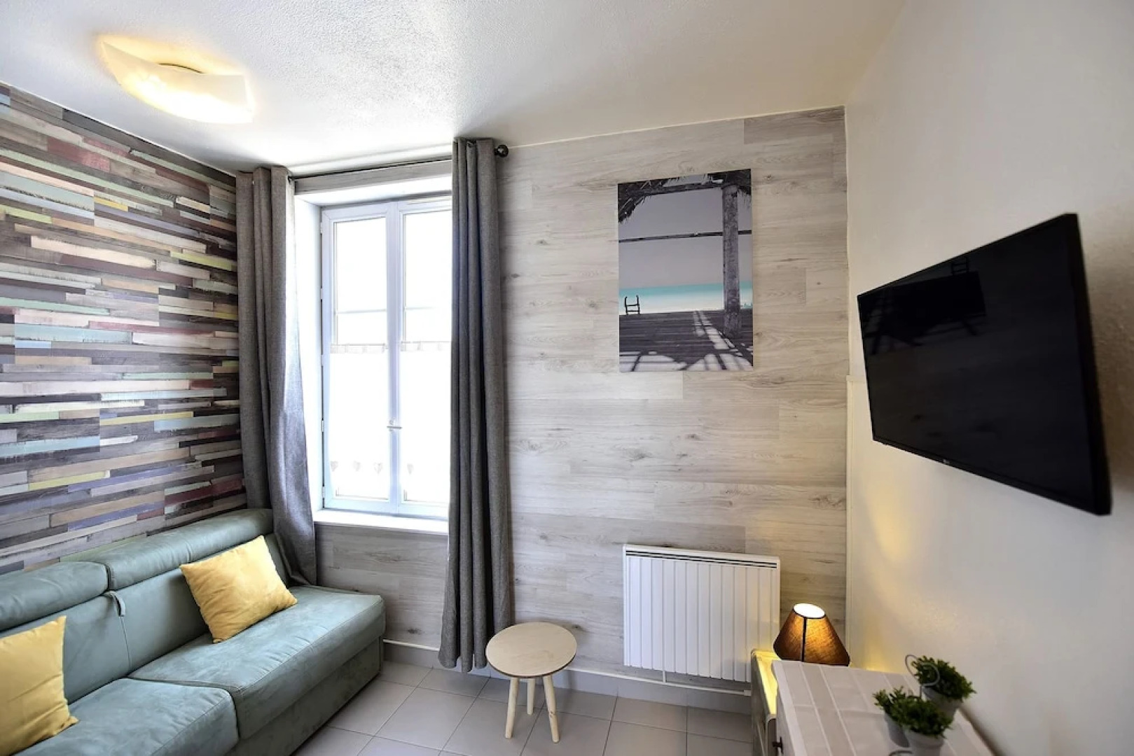 Etablissement Pieds Dans L'Eau