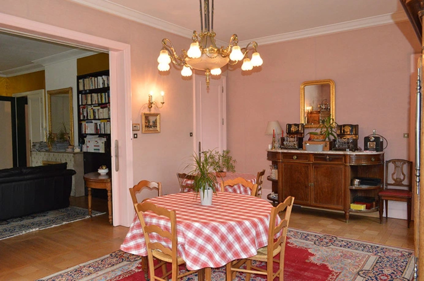 Château Des Tanneurs