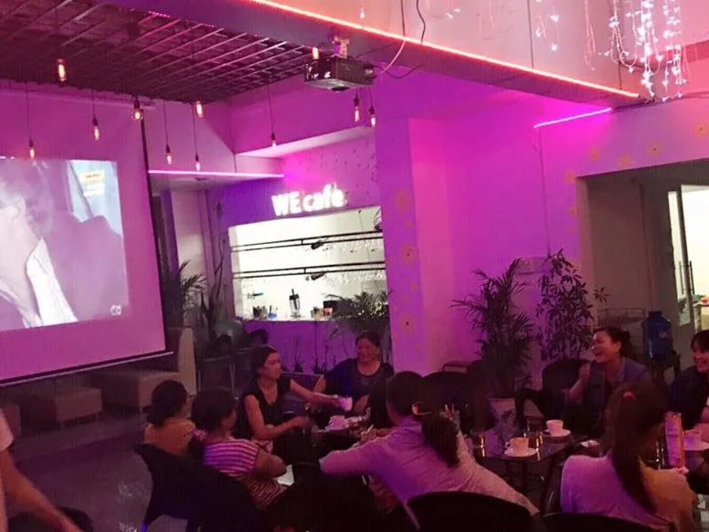 Hoang Vu Bien Ho Hotel