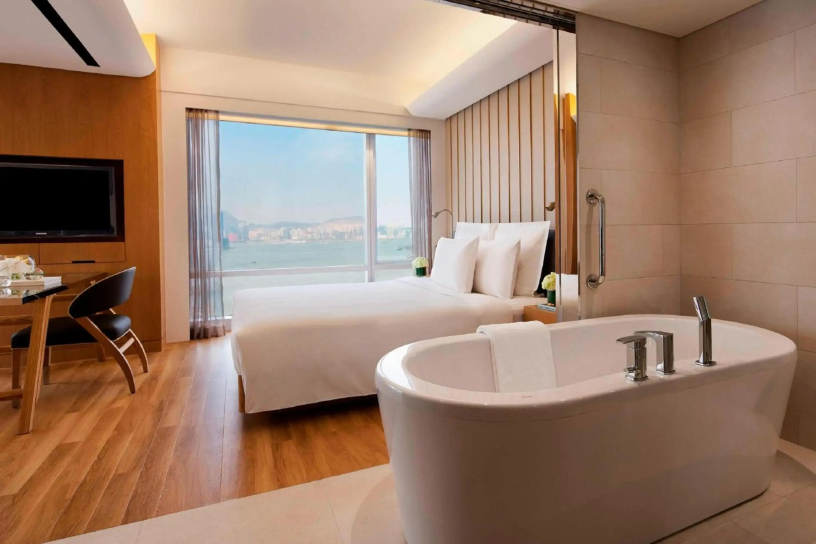 Renaissance Hong Kong Harbour View Hotel