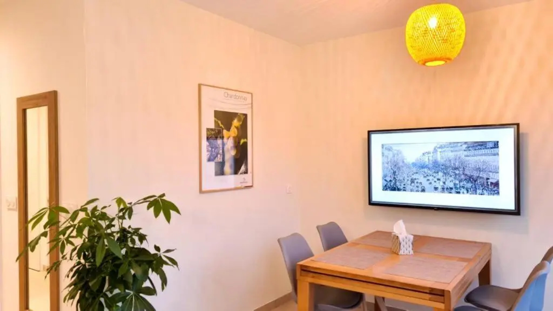 Le Mâconnais Guest House