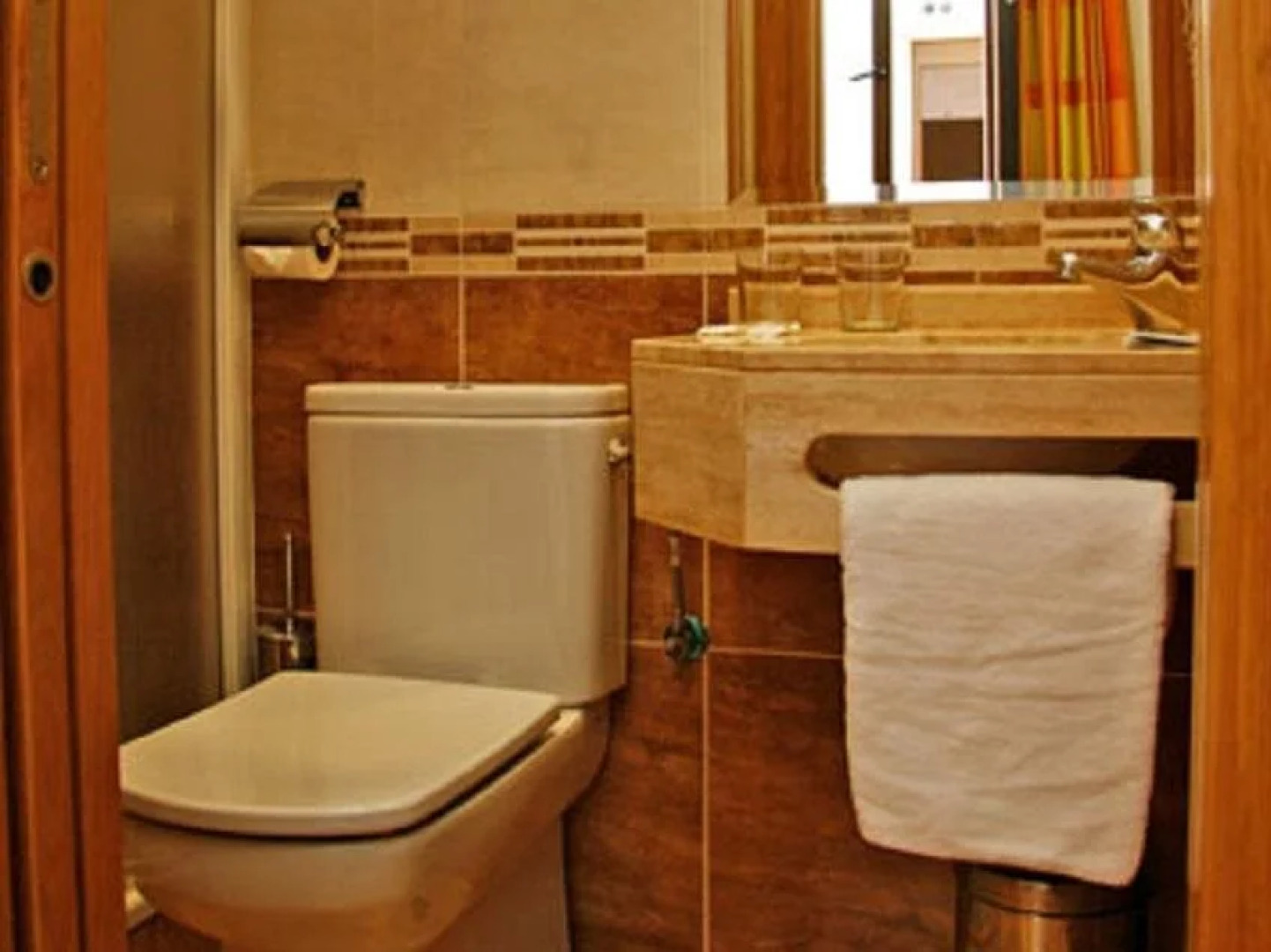 Hostales Victoria I Y II