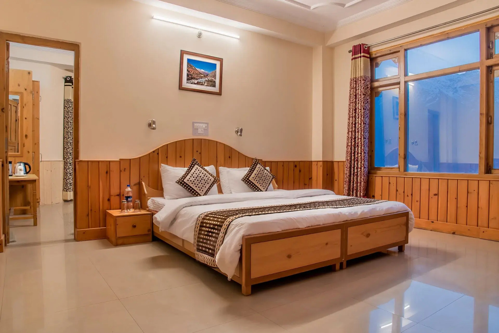 Echor - The Alpine Crest