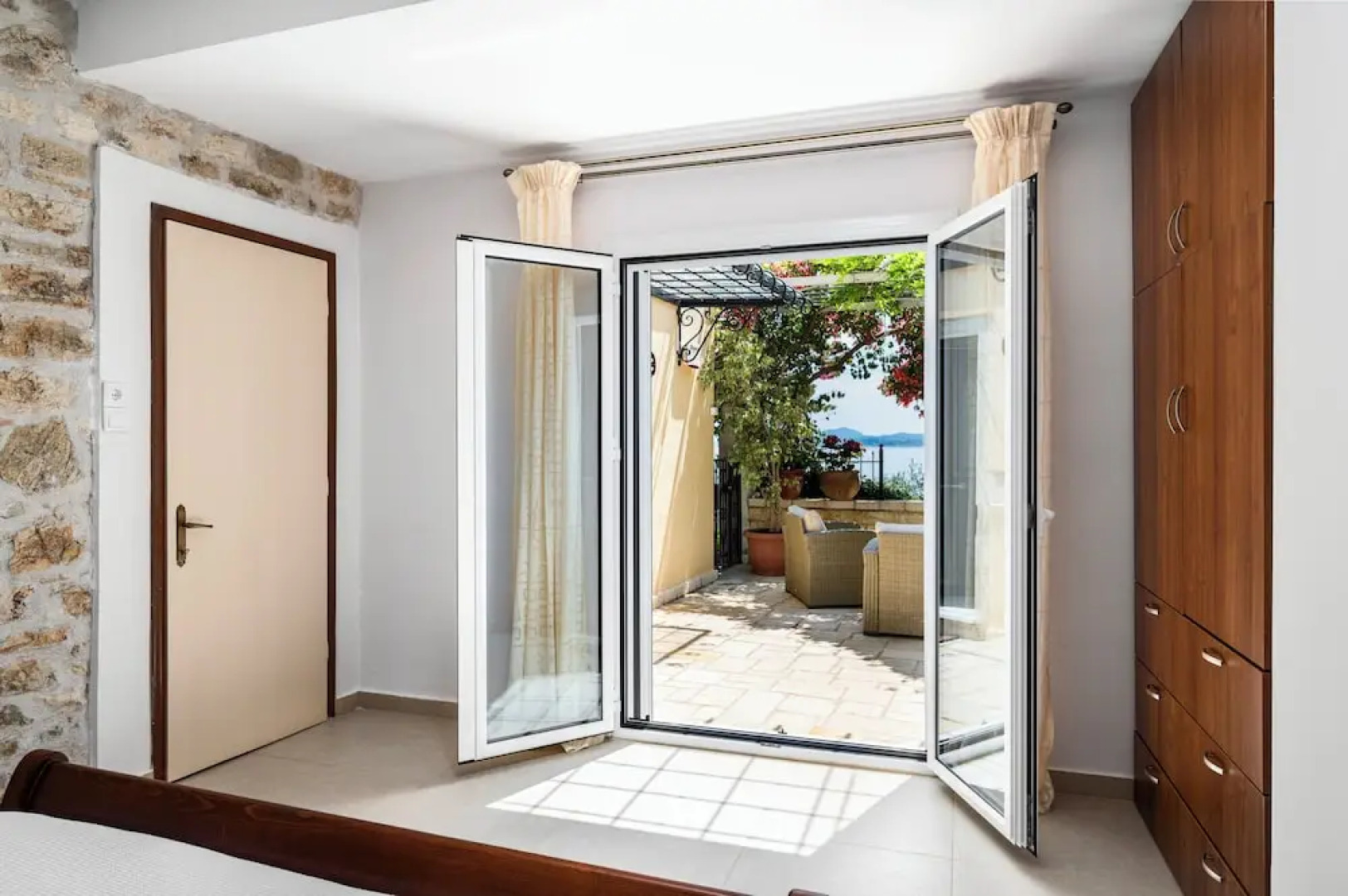 Tatiana Seaview House By Konnect