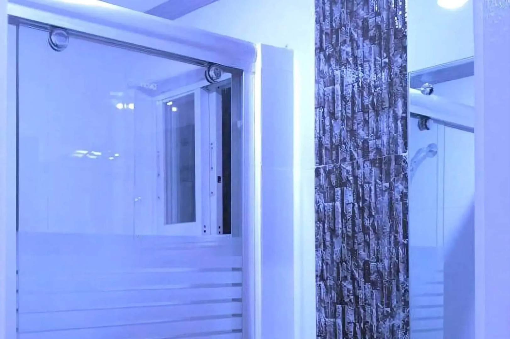 Bohol South Beach Hotel