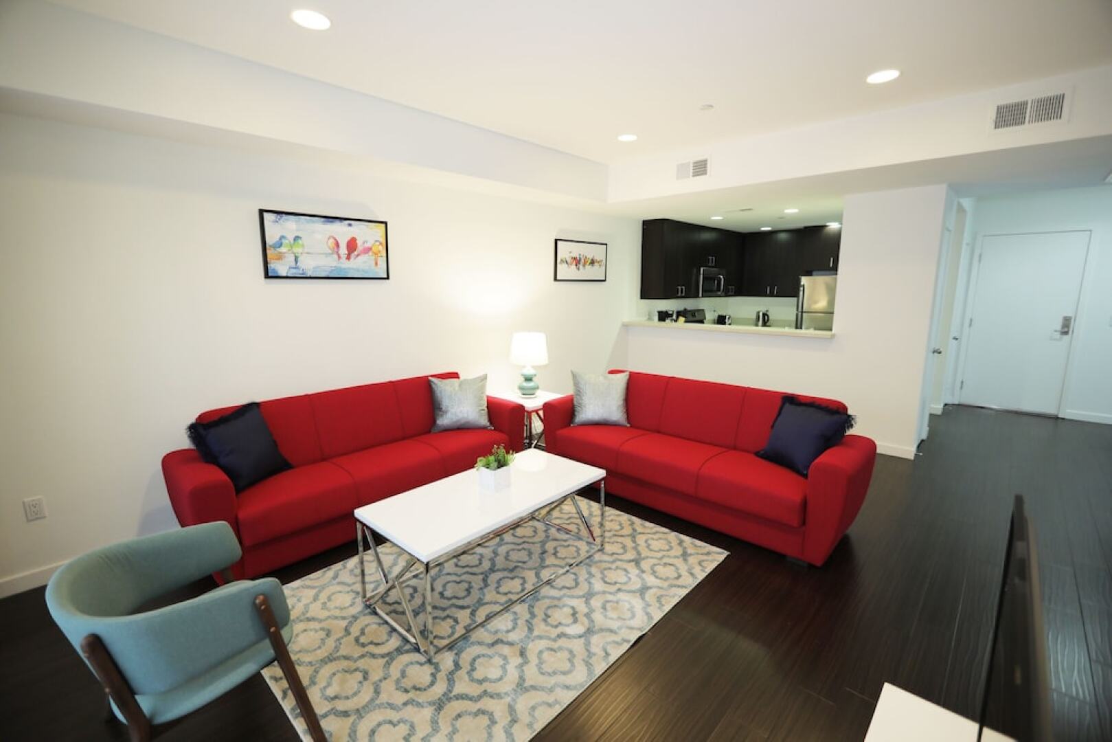 Hollywood Central Suites