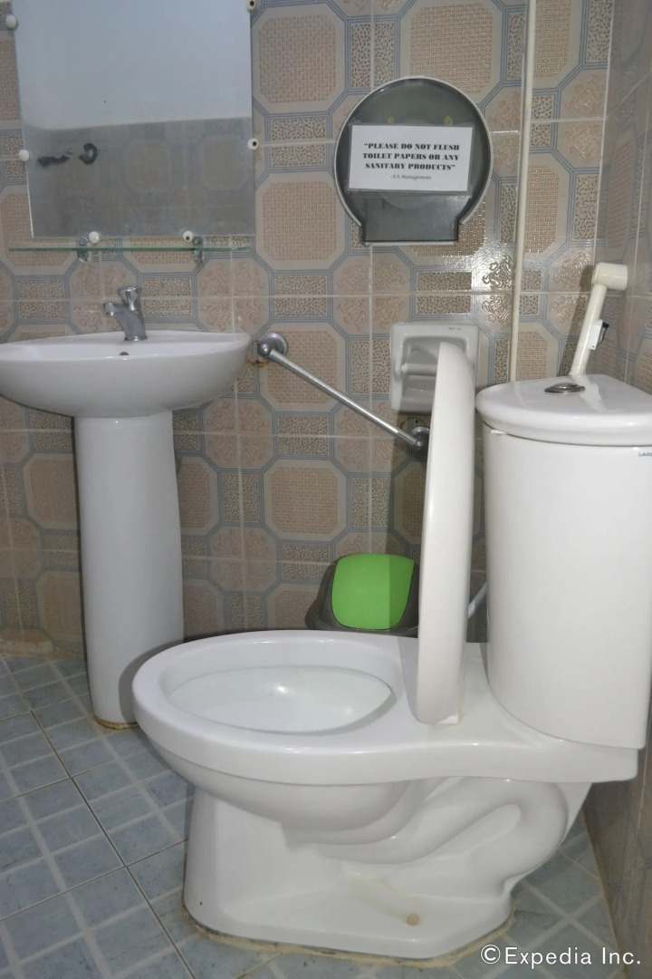 Antonio's Apartelle & Suites