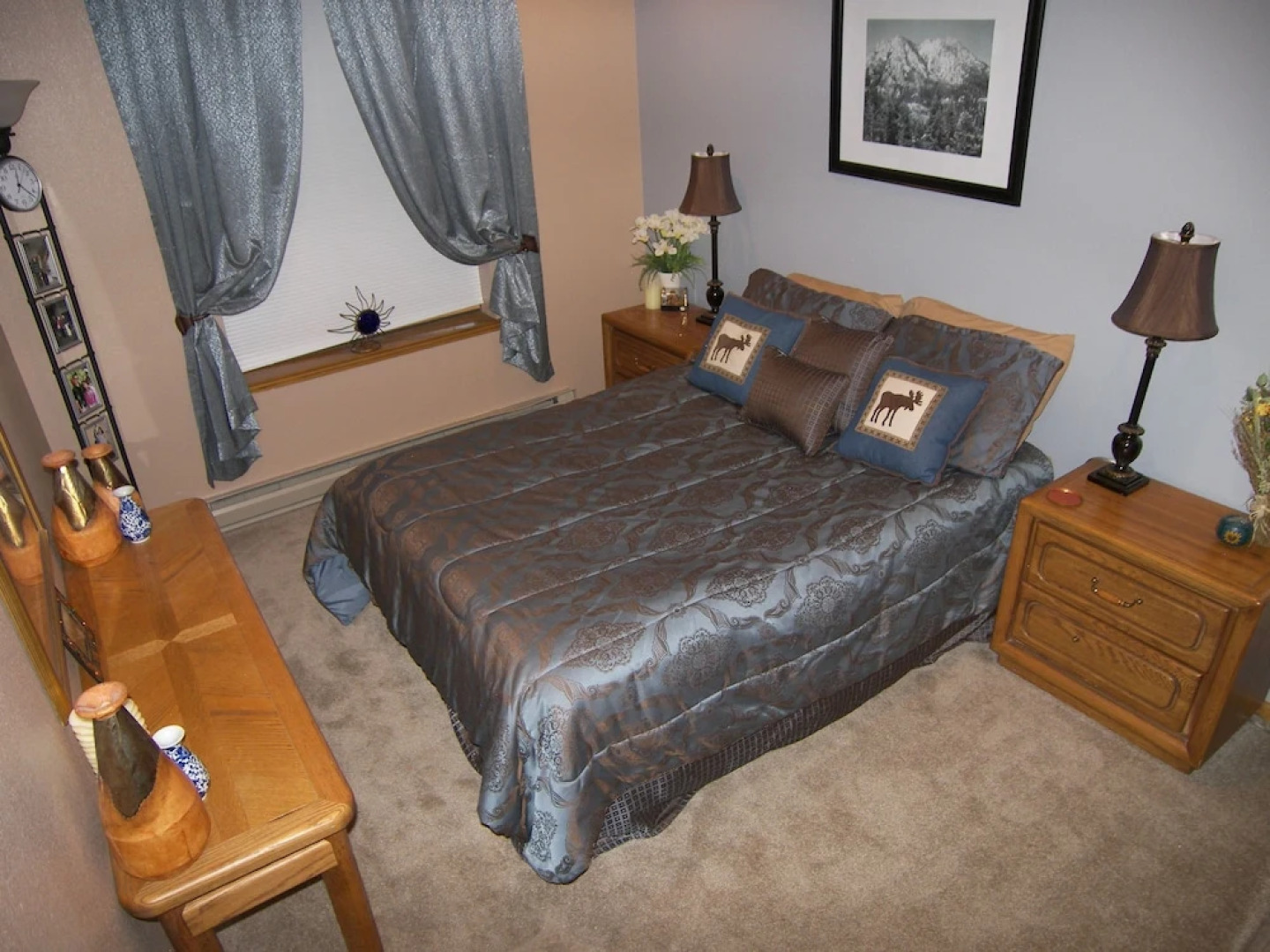 Saltlick 2 bed 2 bath 2 Br condo by RedAwning