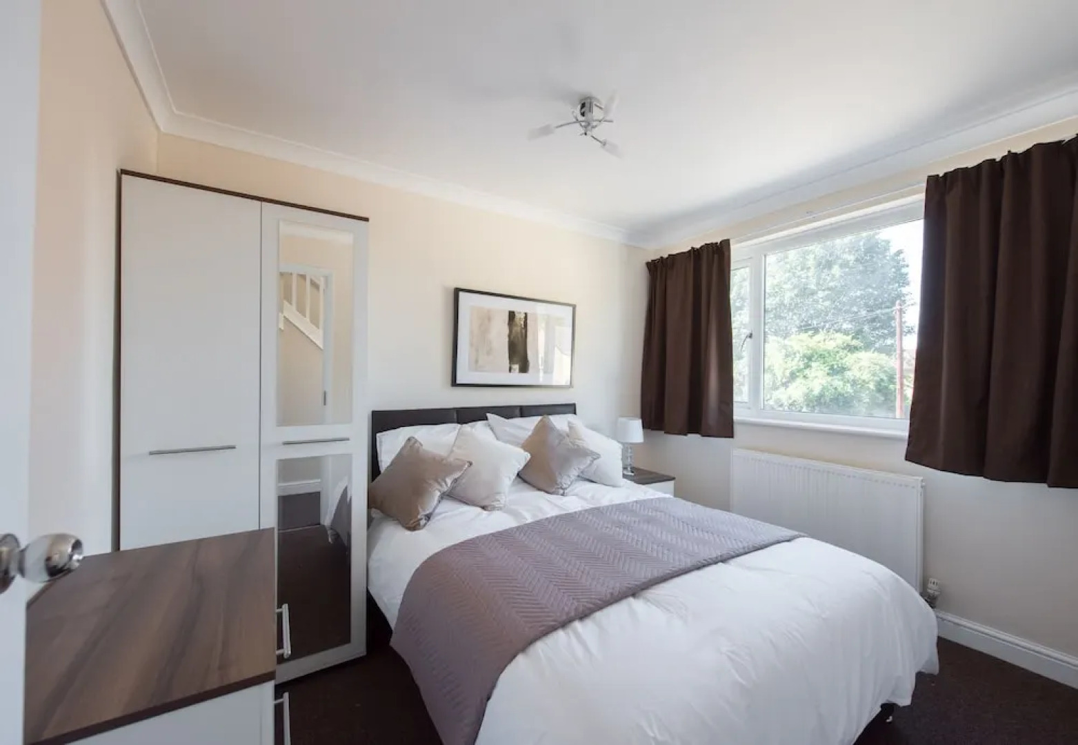 People Boxes Apartments - 18 Rookwood