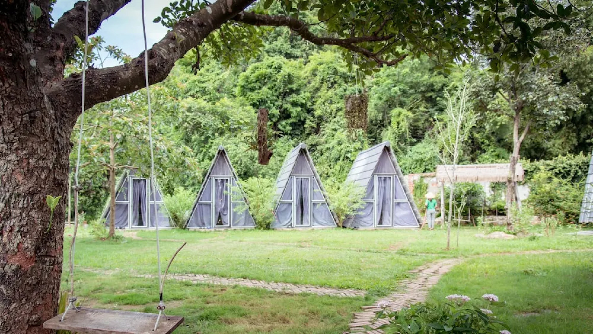 Nha Ta Homestay - Hostel