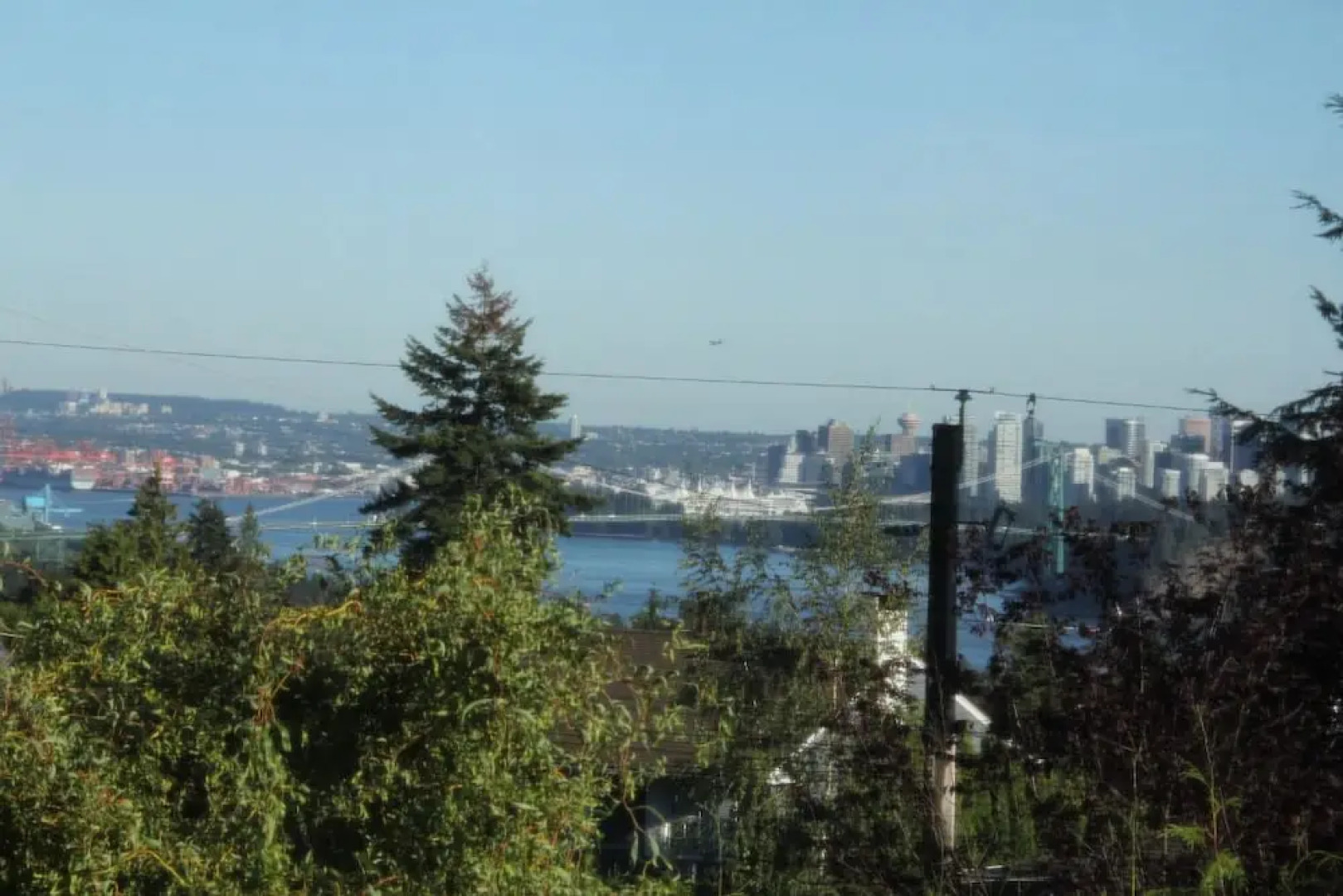 Warm and Sweet Room in West Vancouver