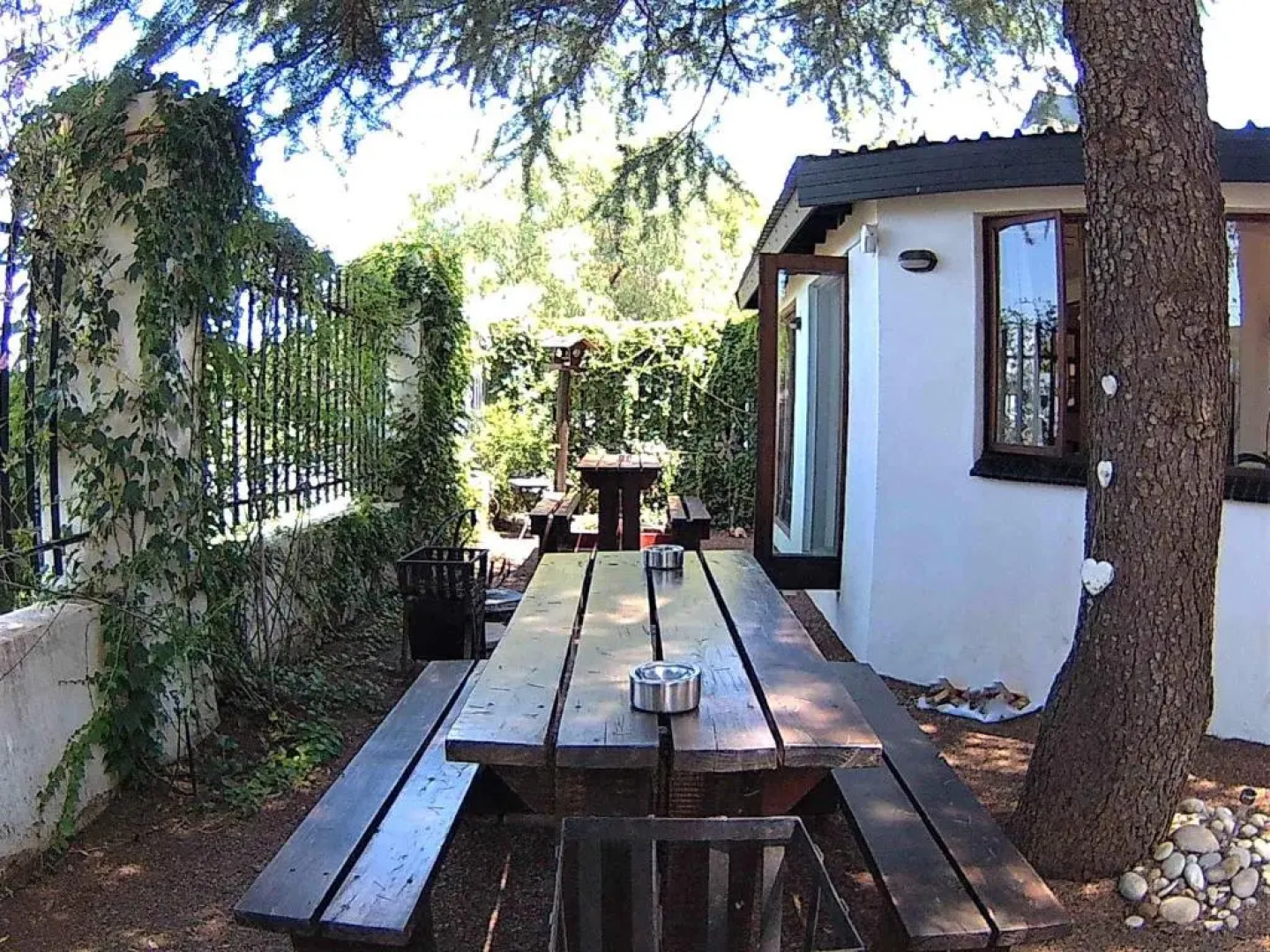 Kuru-Kuru Guesthouse