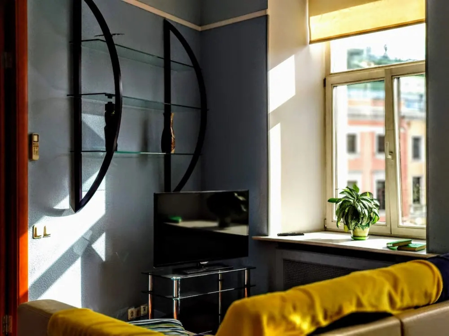 Art Mir na Nevskom - Hostel