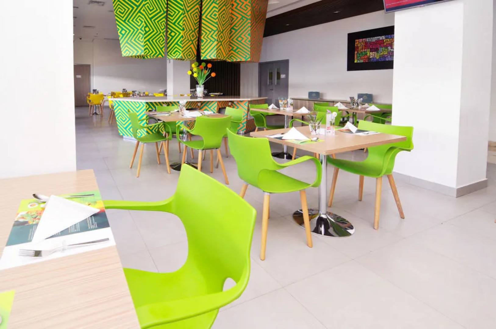 Airy Ratu Indah Mappanyukki Makassar