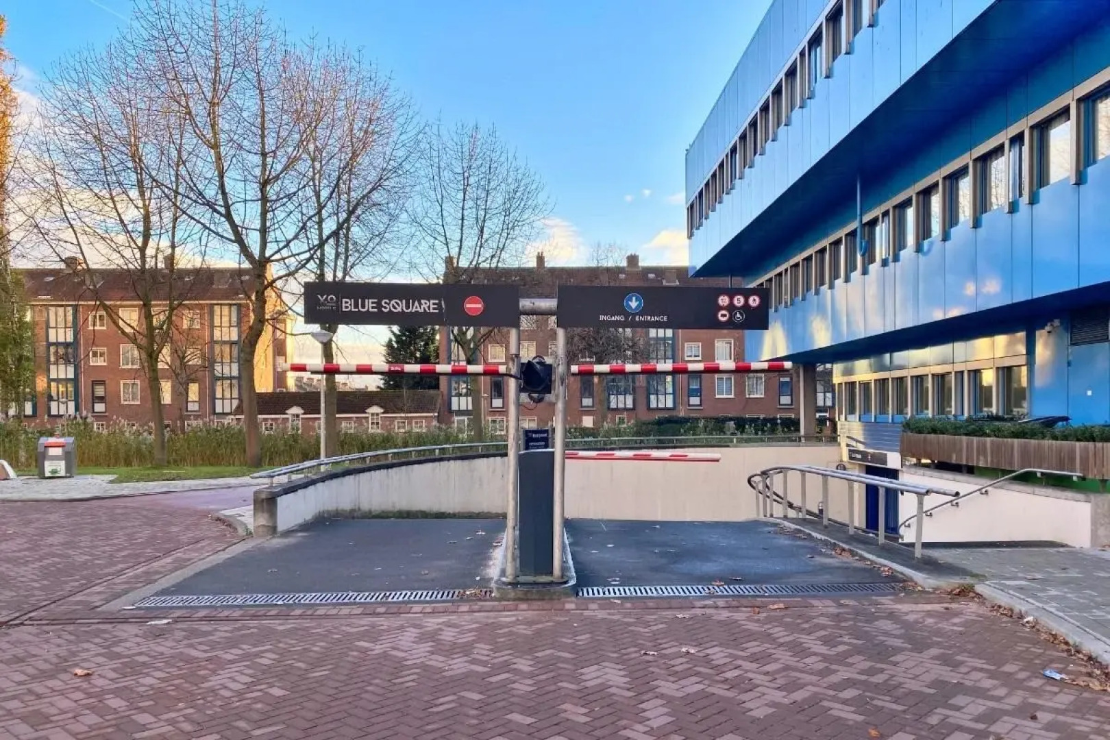 XO Hotels Blue Square