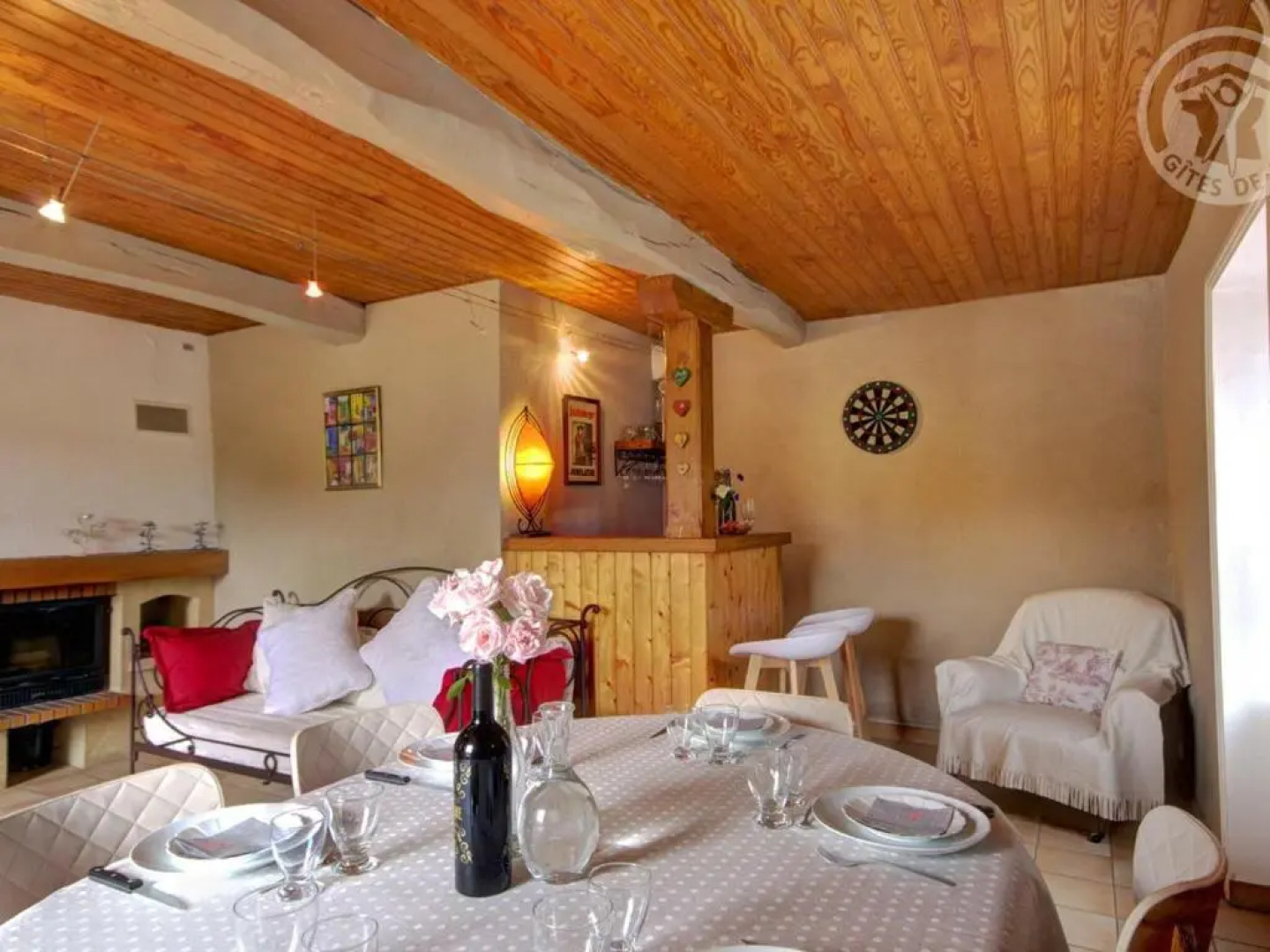 Gîte Belmont-de-la-Loire, 4 pièces, 8 personnes - FR-1-496-32