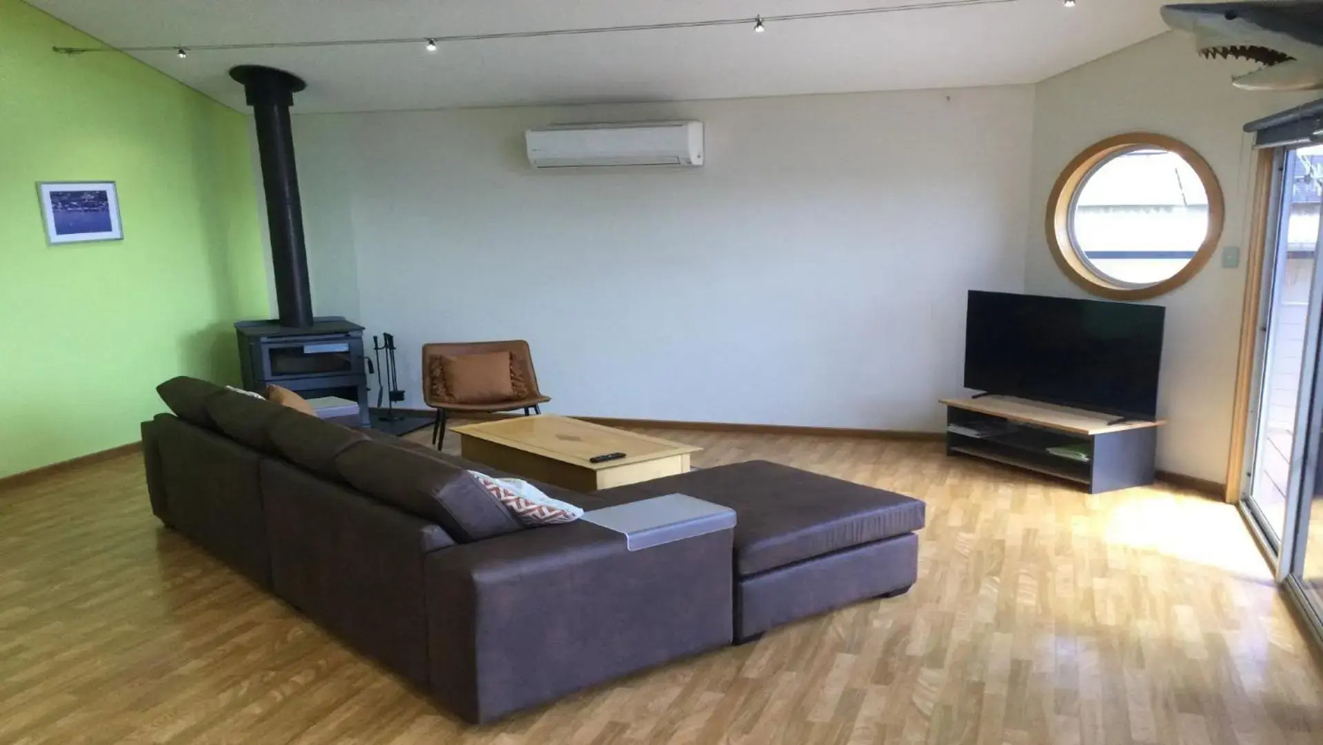 Rest A Shore Coffin Bay