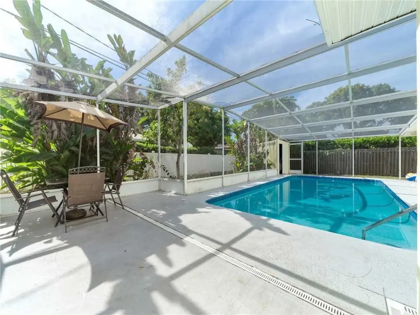 Villas Mansion - Four Bedroom Home