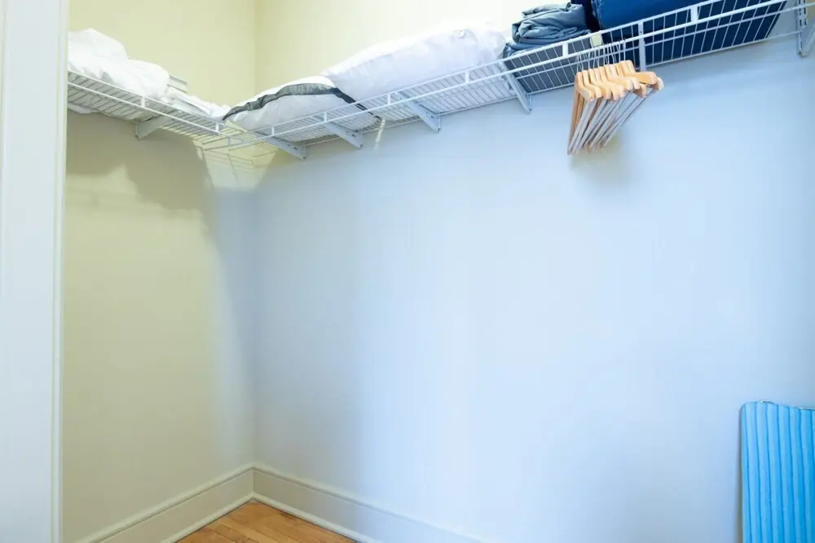 Kasa Columbia Main Street