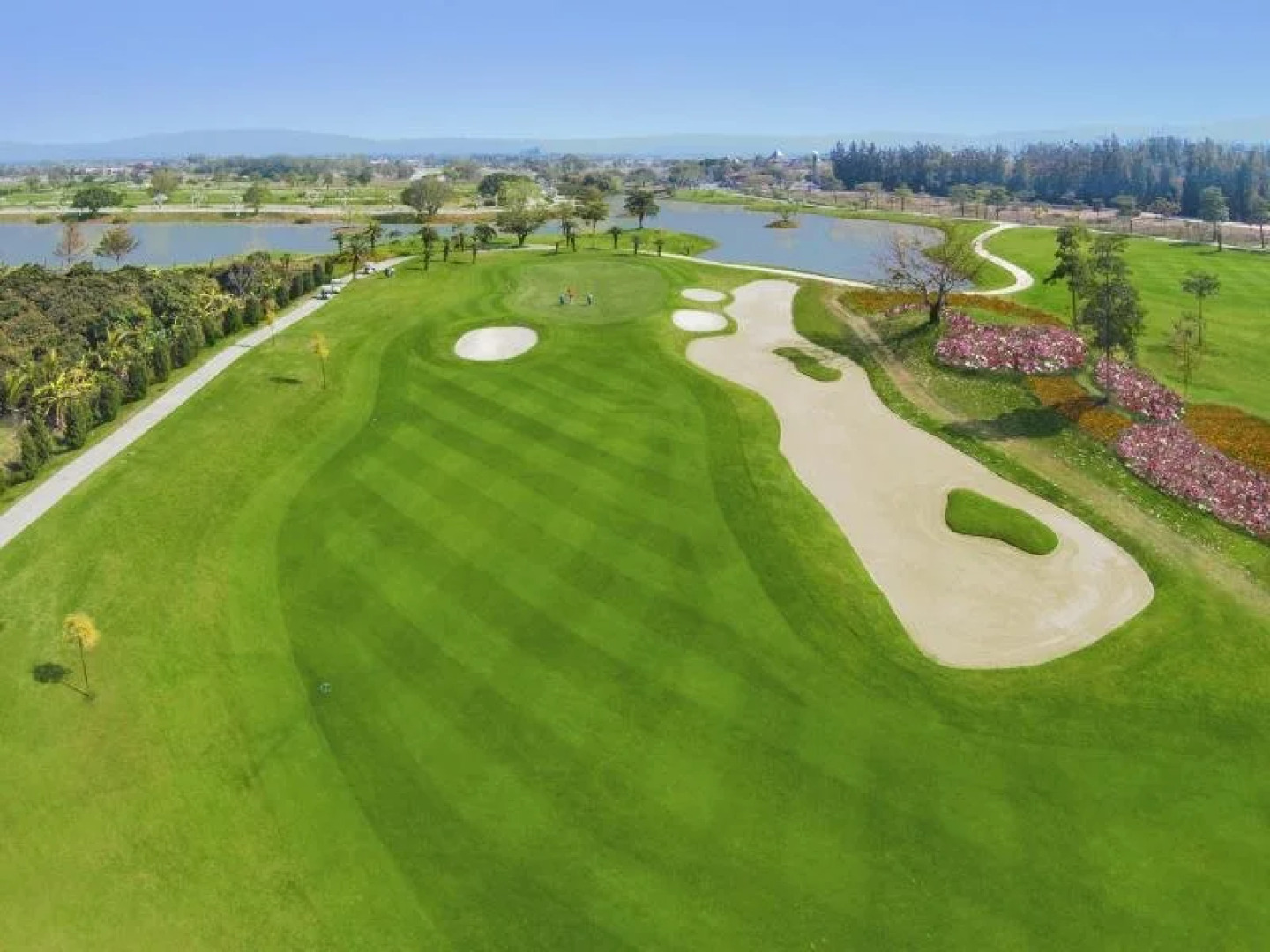 Gassan Lake City Golf Club & Resort