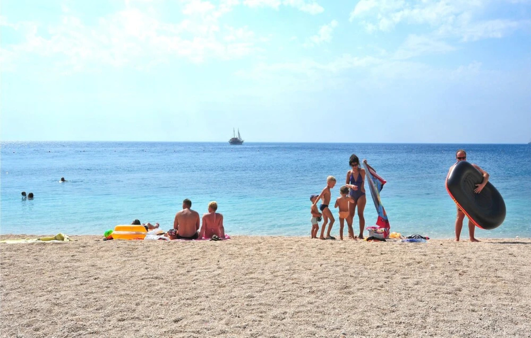 Amazing Home in Jesenice Bajnice With Wifi and 2 Bedrooms