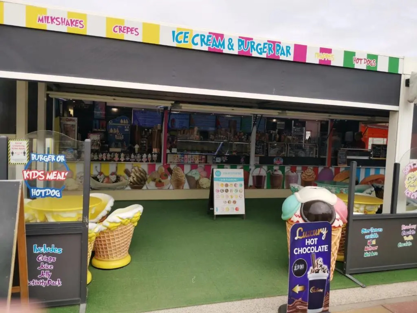 Chalet 135 - Clarach Bay Holiday Village