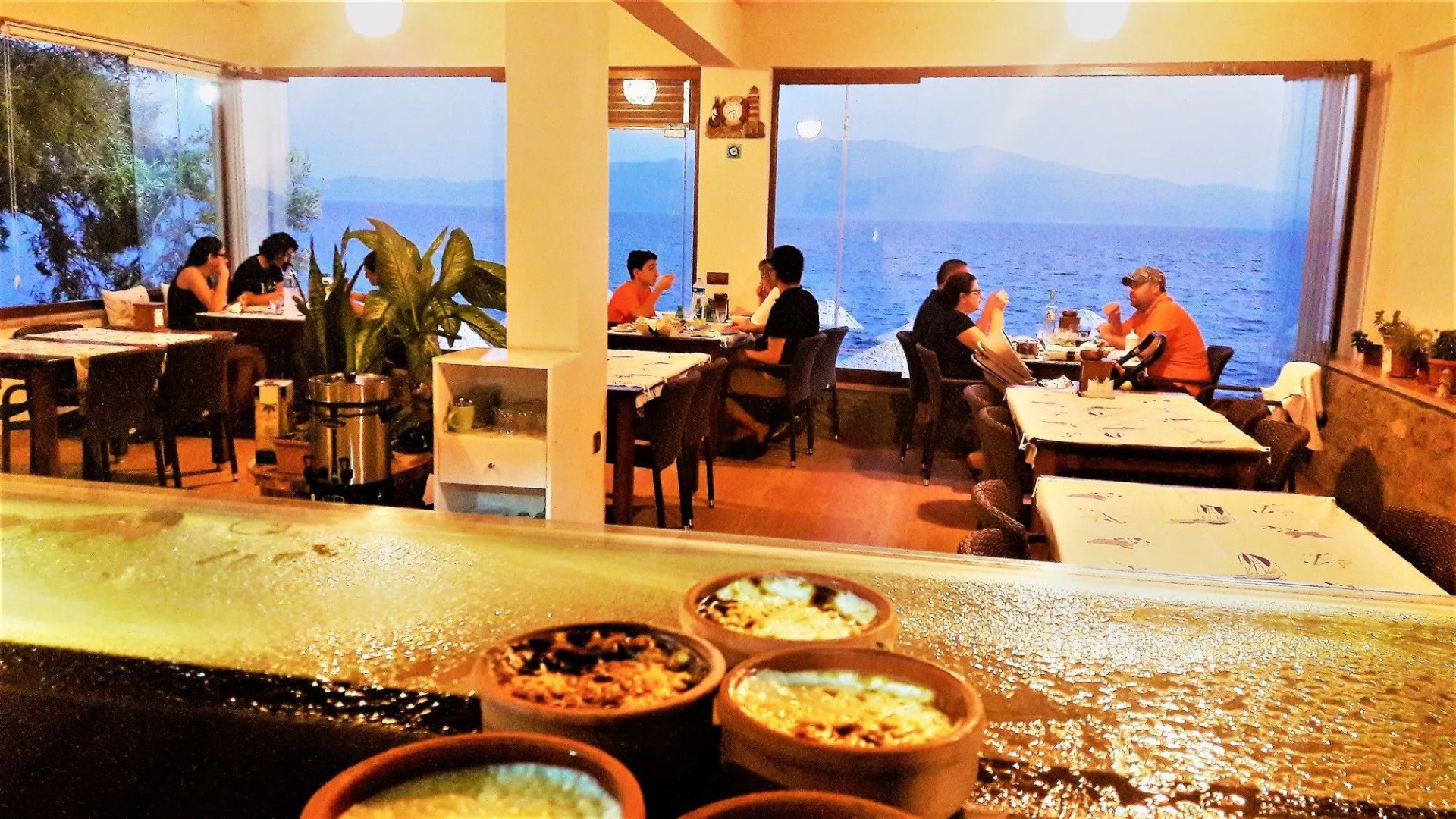 Assos Nazan Motel Restoran Beach