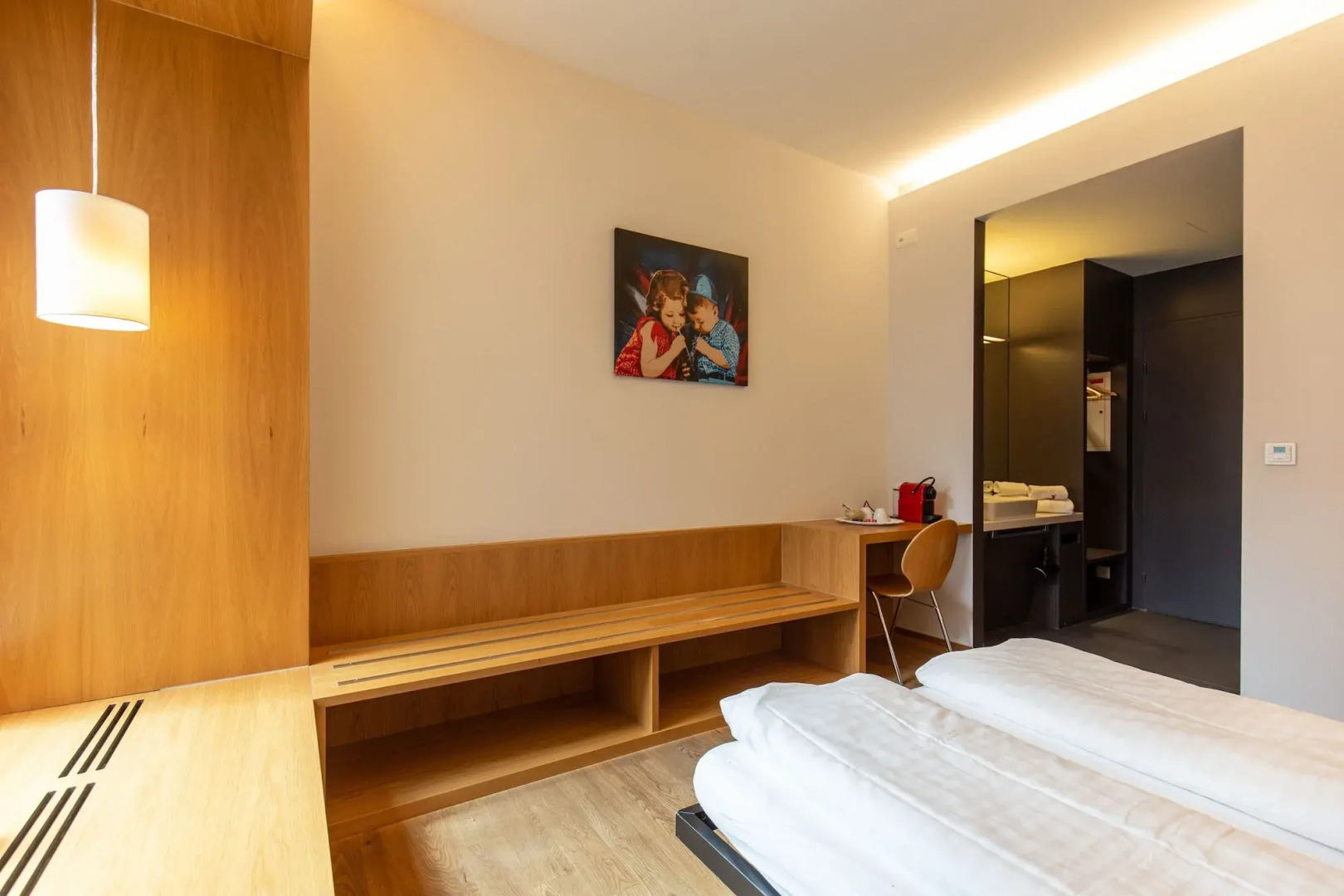 Hotel & Lounge by Hyve Basel SBB