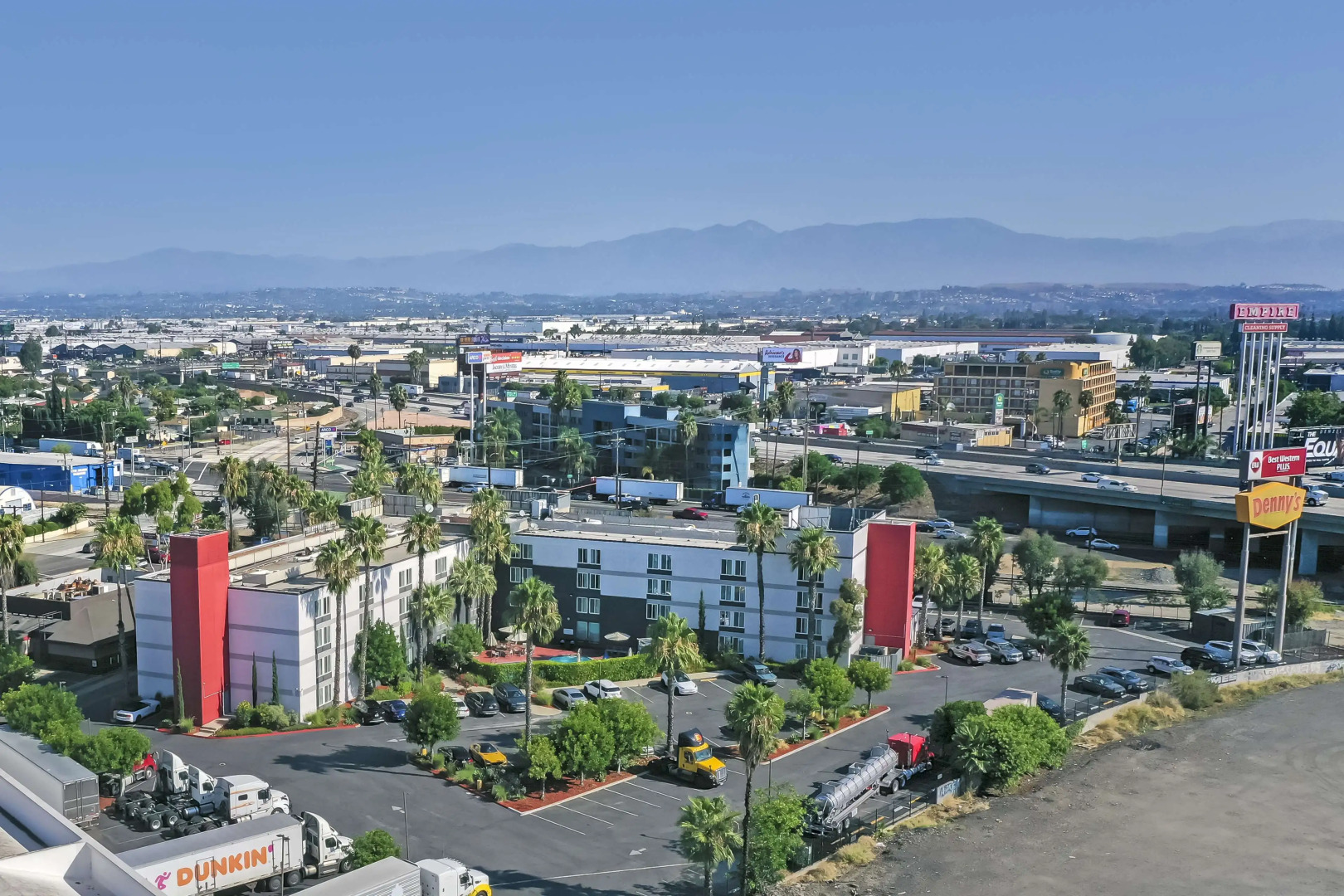 Best Western Plus Commerce Hotel