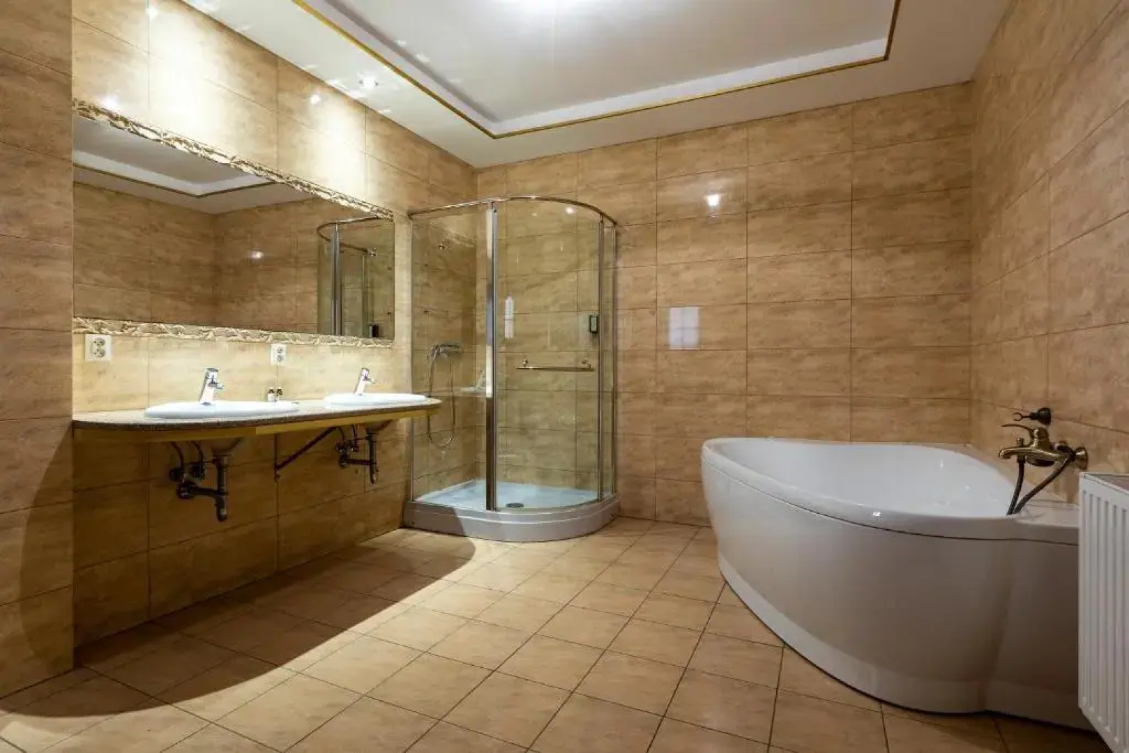Hotelik Bej