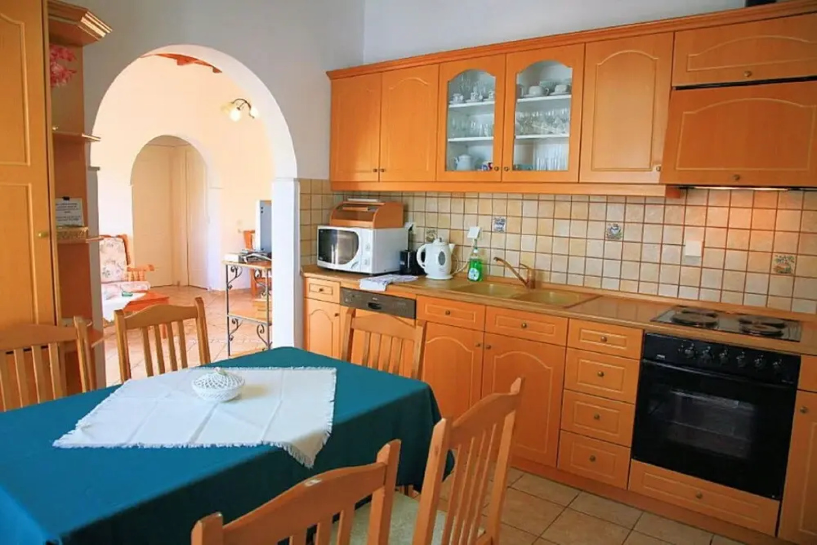 Alexandra Walk to Beach Sea Views A C Wifi Car Not Required - 218