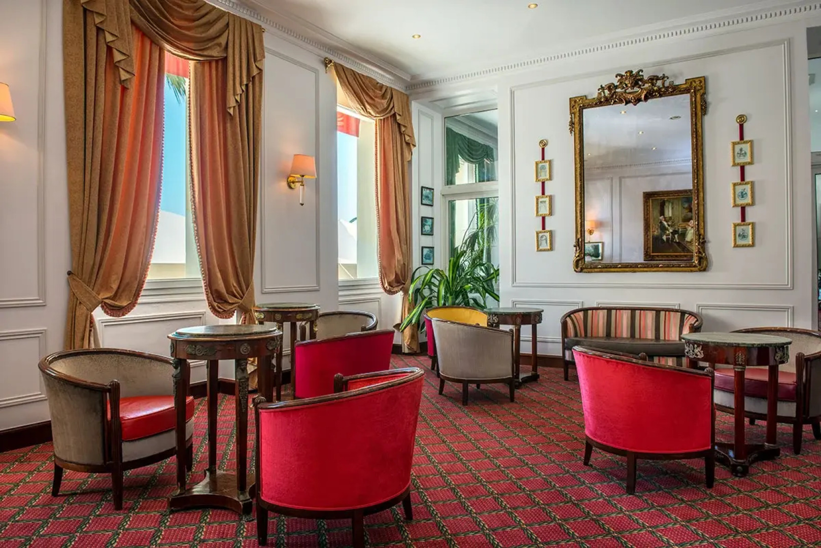 Отель West End Nice