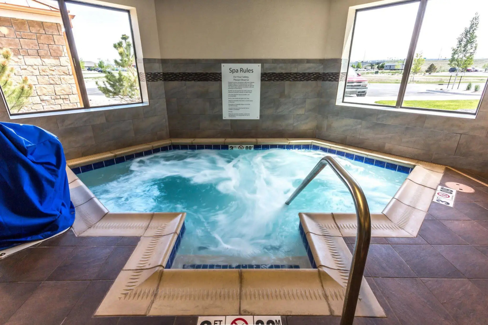 Holiday Inn Express & Suites Billings by IHG