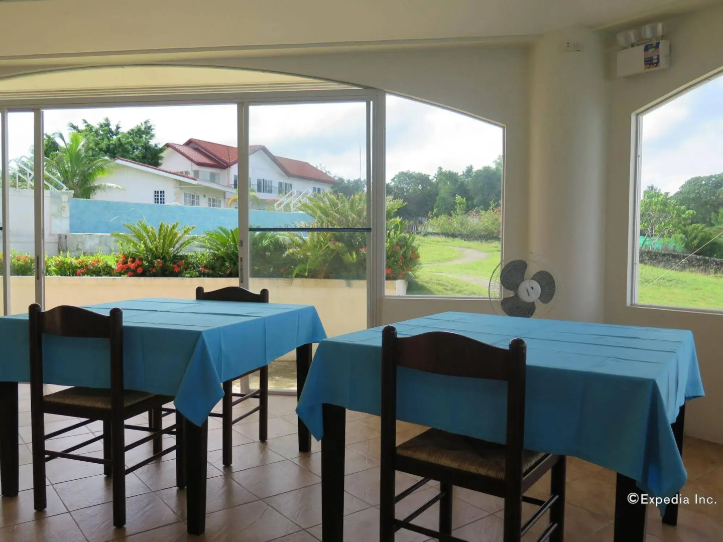 Sherwood Bay Resort & Aqua Sports