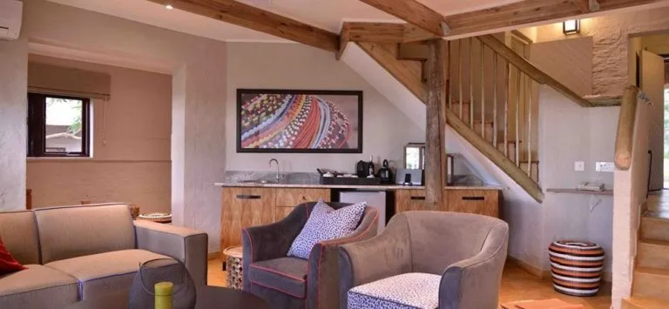 Victoria Falls Safari Suites