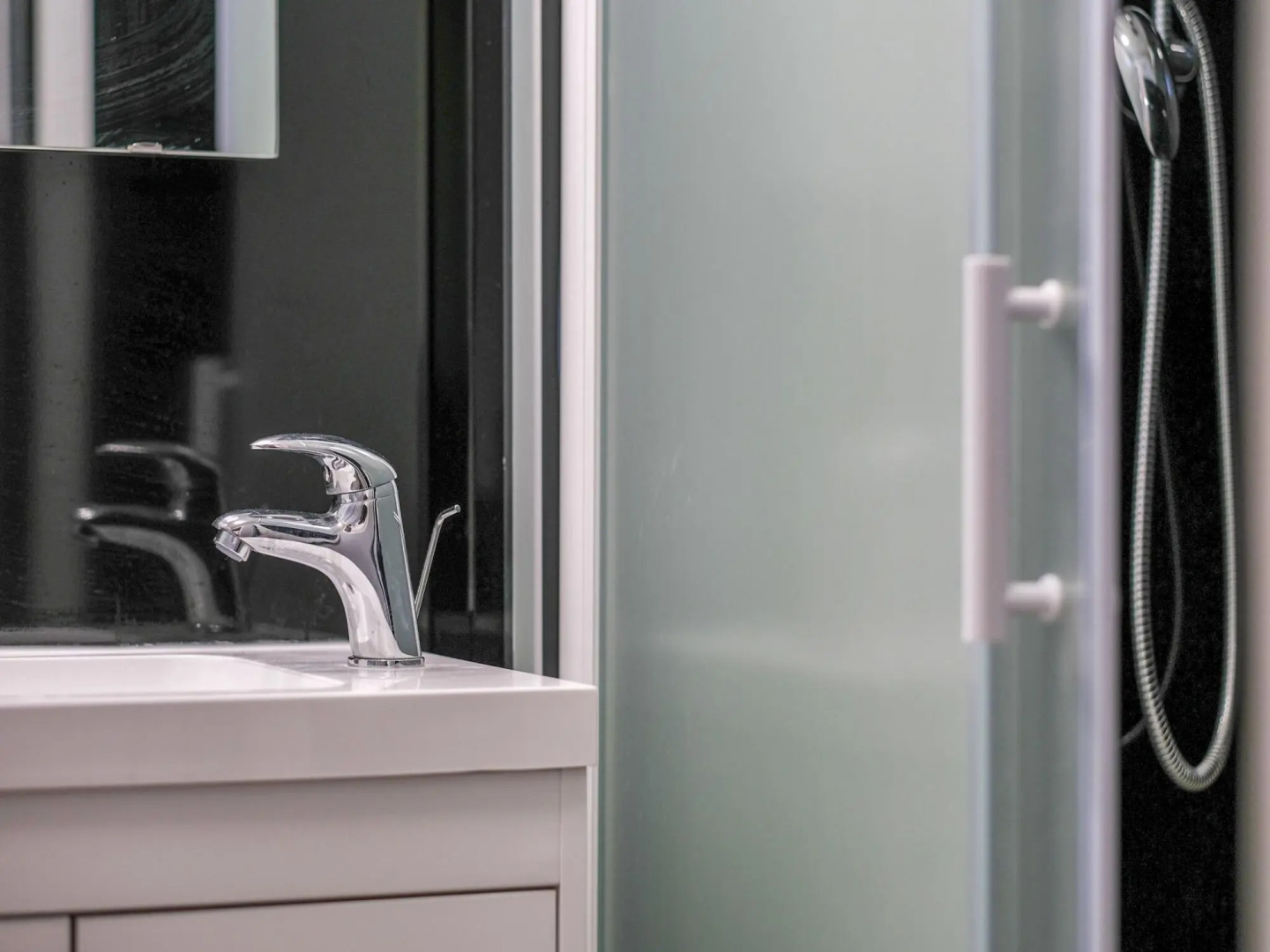 Snug Holiday Home in Signy le Petit with Private Terrace