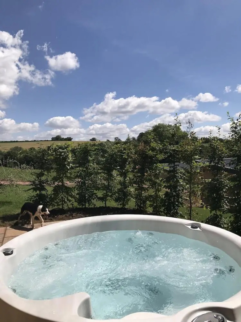 The Lodges At The Baiting House