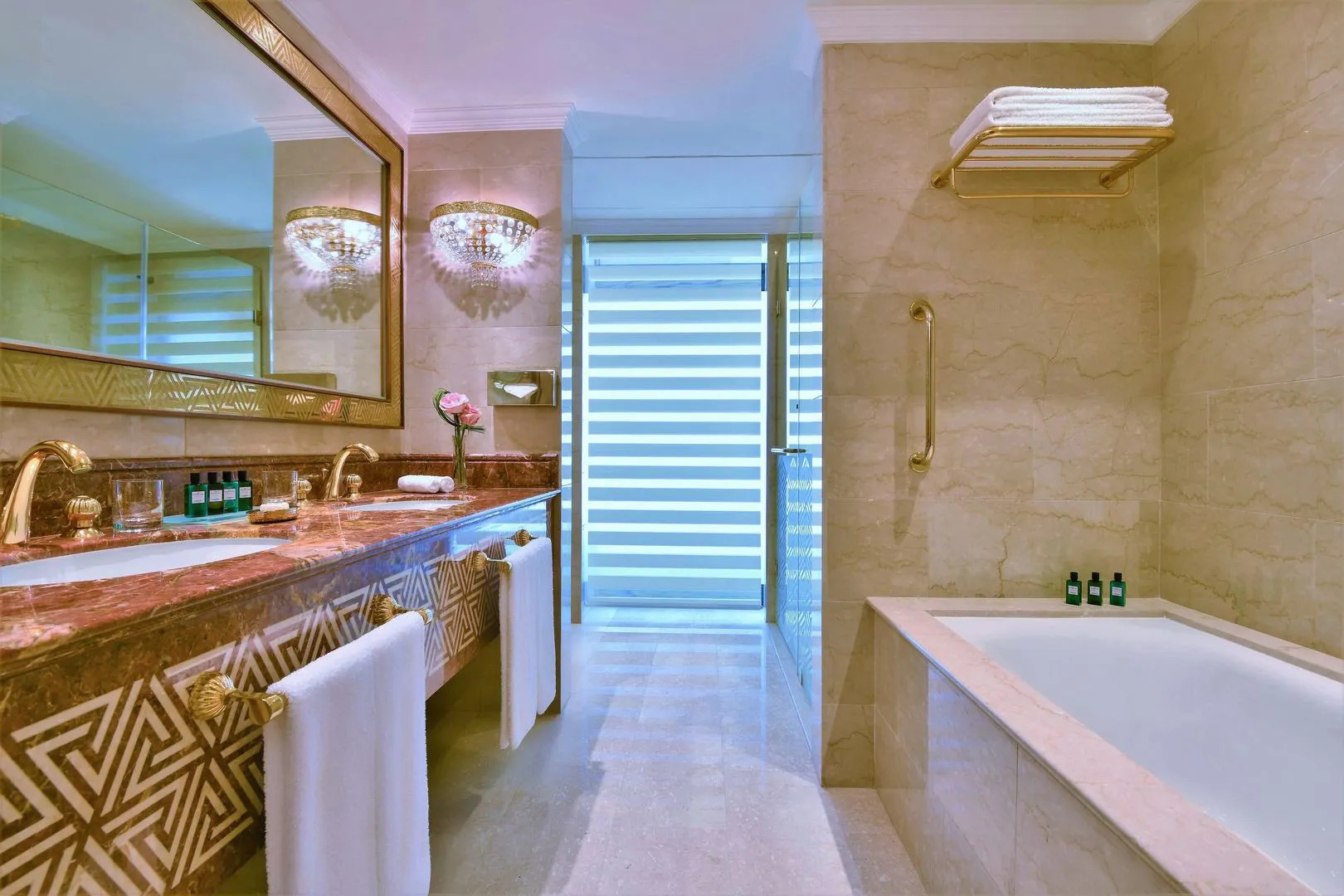 Sheraton Grand Doha Resort & Convention Hotel