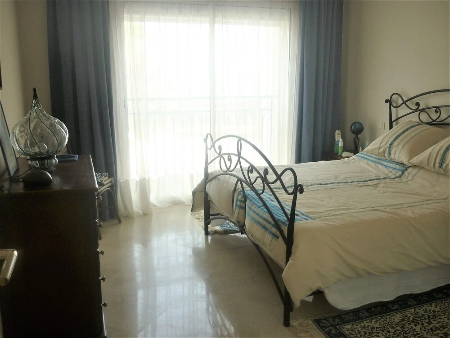 Cosy Apartment With one Room in Houmt Souk ,with Wonderful sea View, F
