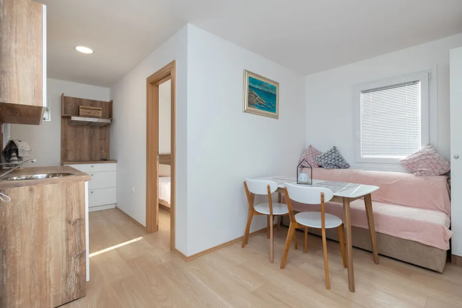 Mobile Home Sea Lion