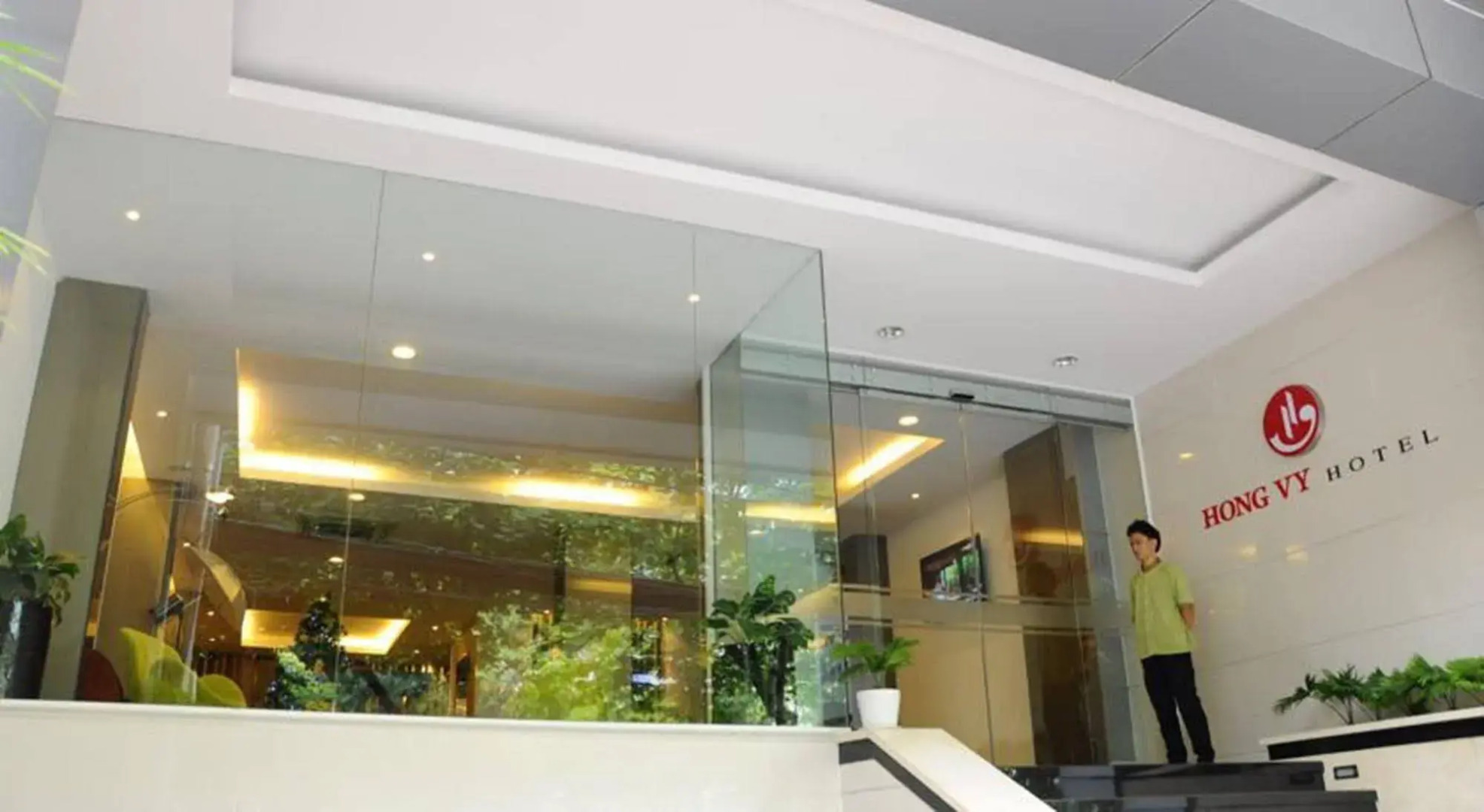 Central Park Saigon Hotel