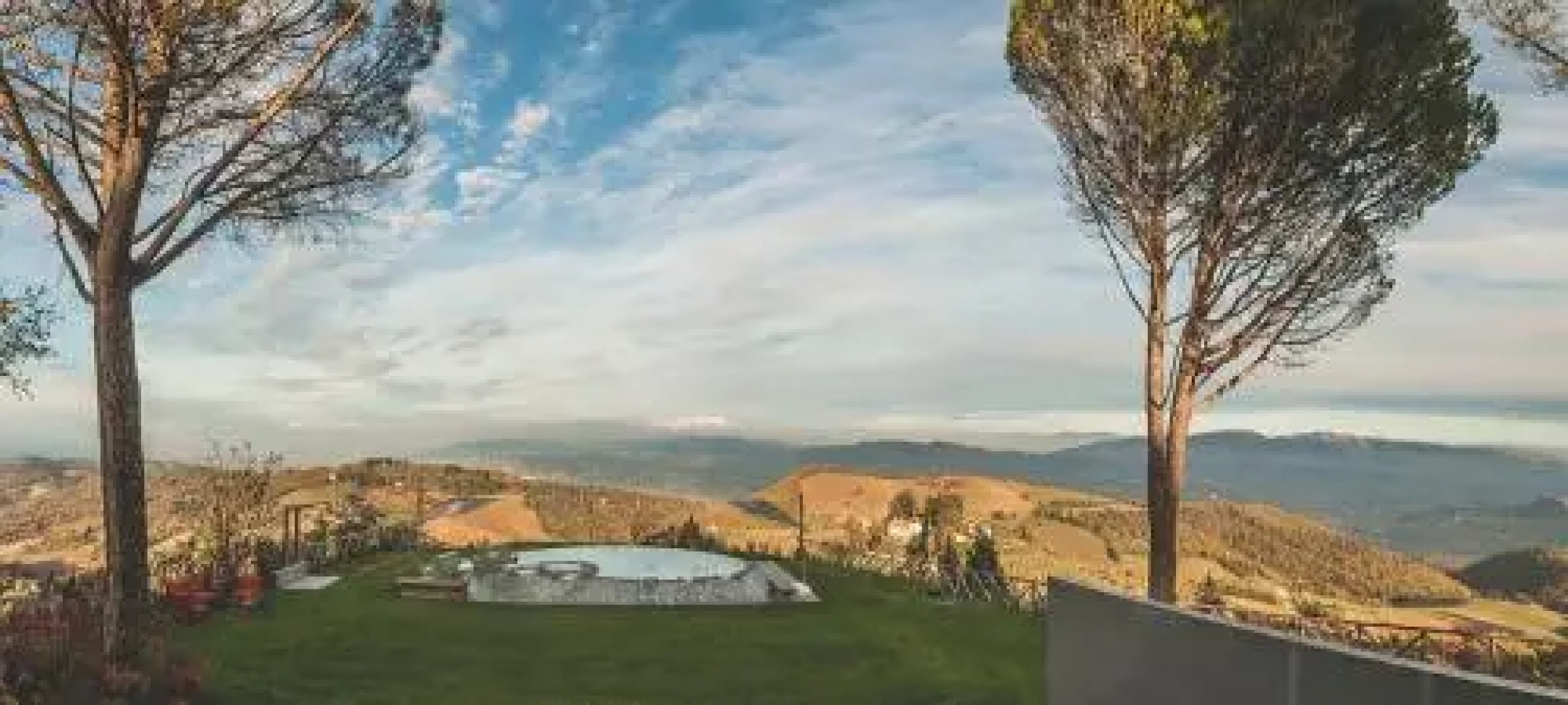 Todi - Villa Di Lusso Con Piscina A Sfioro E Vista A 360°
