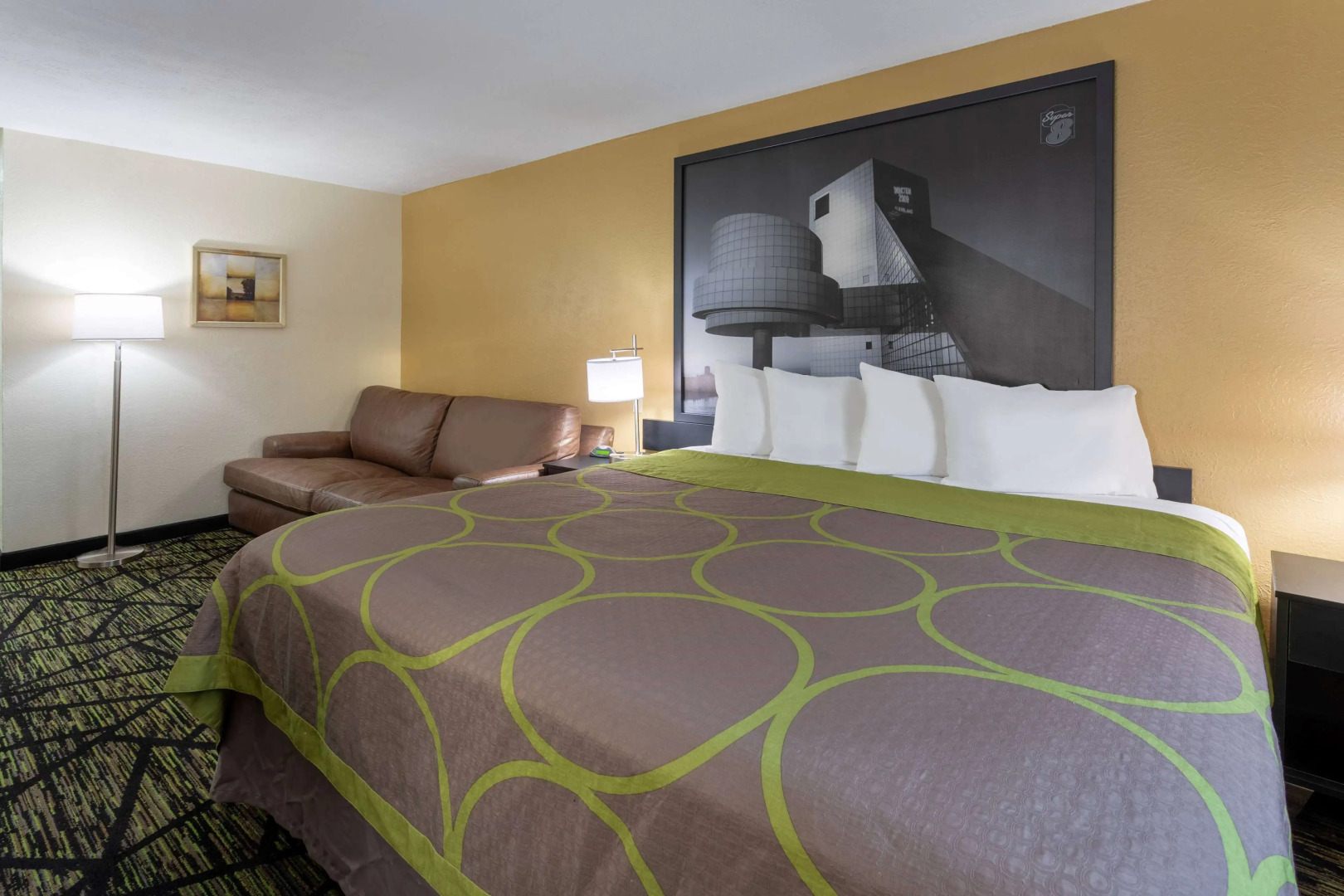 Super 8 by Wyndham Wooster