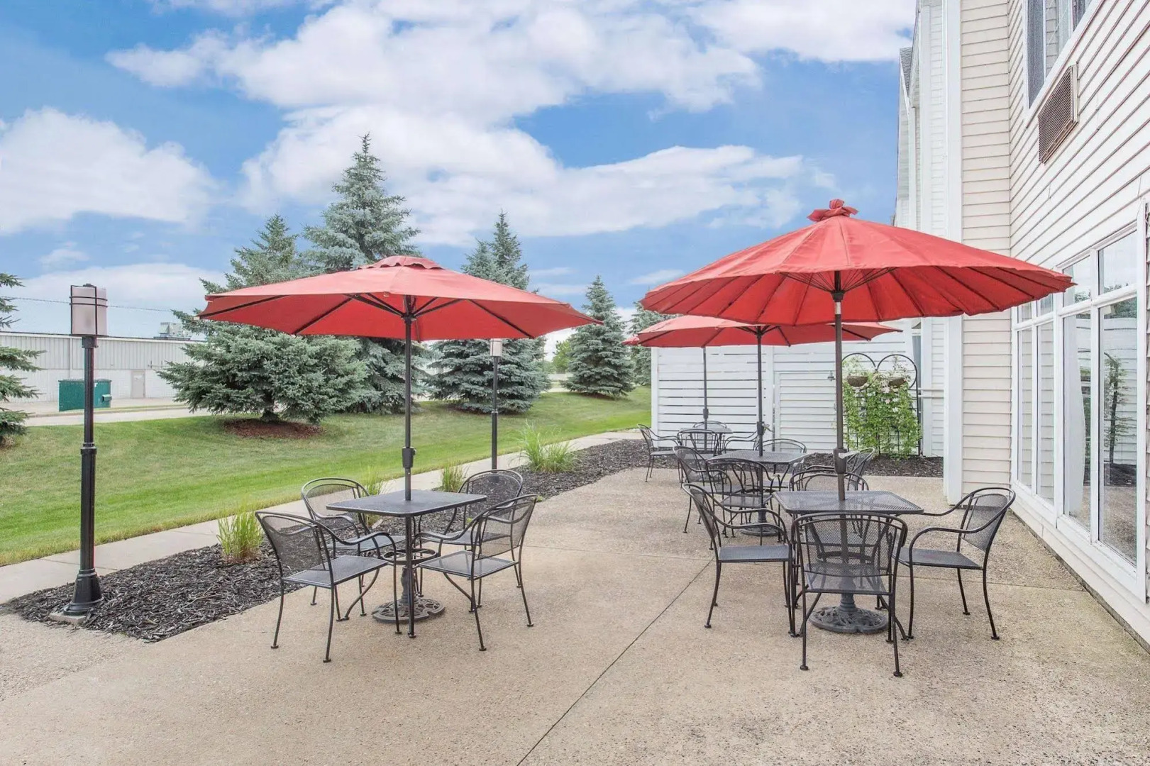Cobblestone Suites Oshkosh