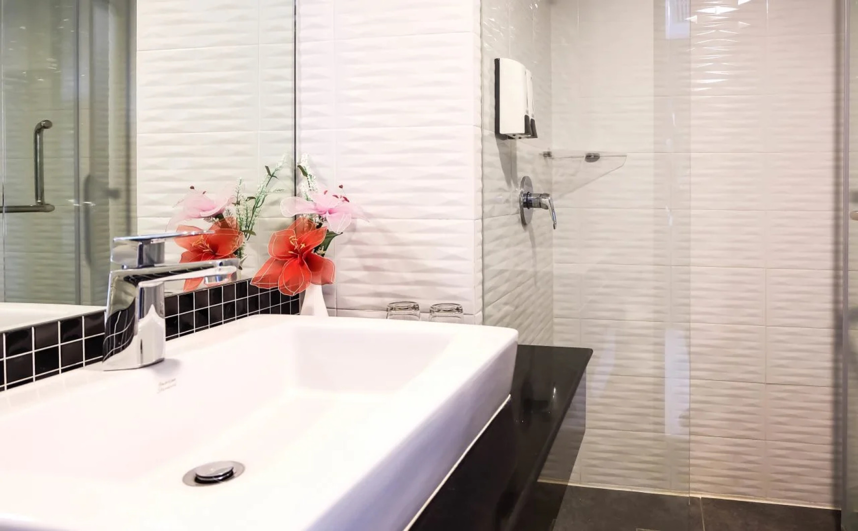 Picnic Hotel Bangkok