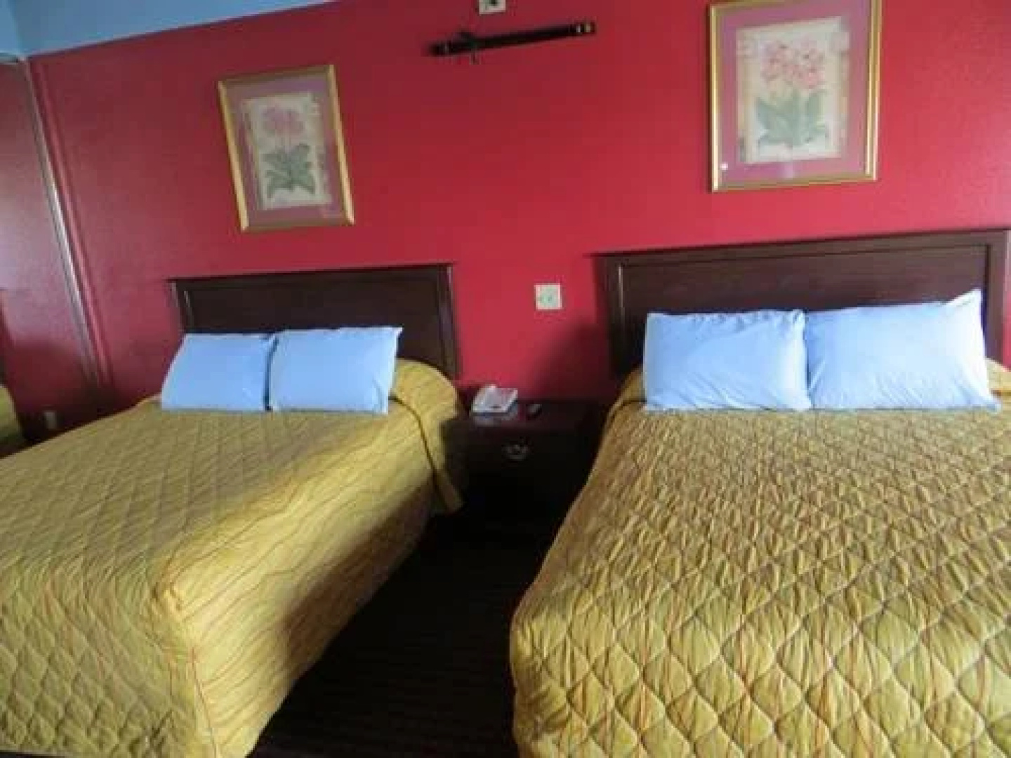 Airport Palace Inn Spencer Hwy
