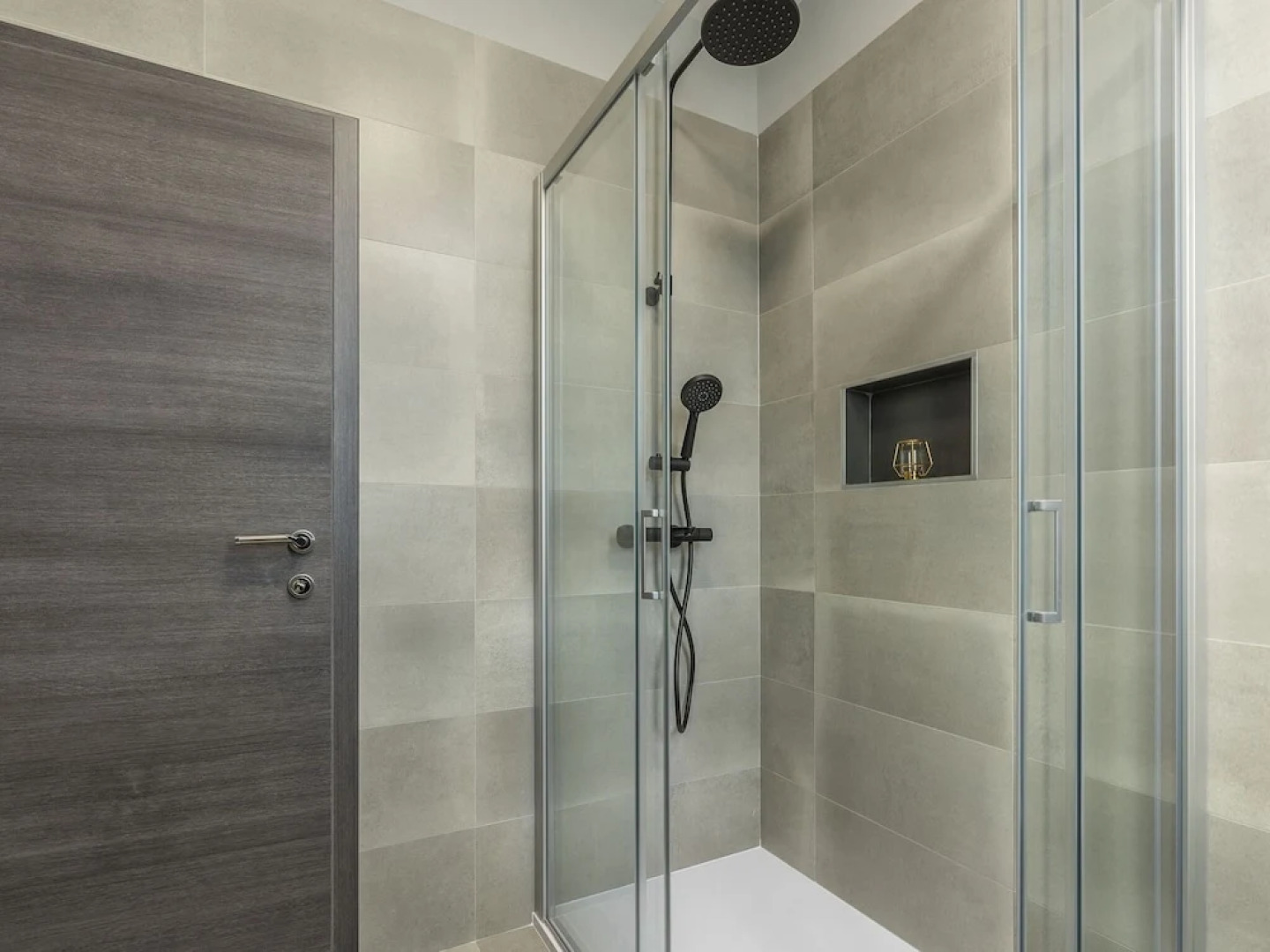 Luxury Villa For Up To 8 Persons With Private Pool