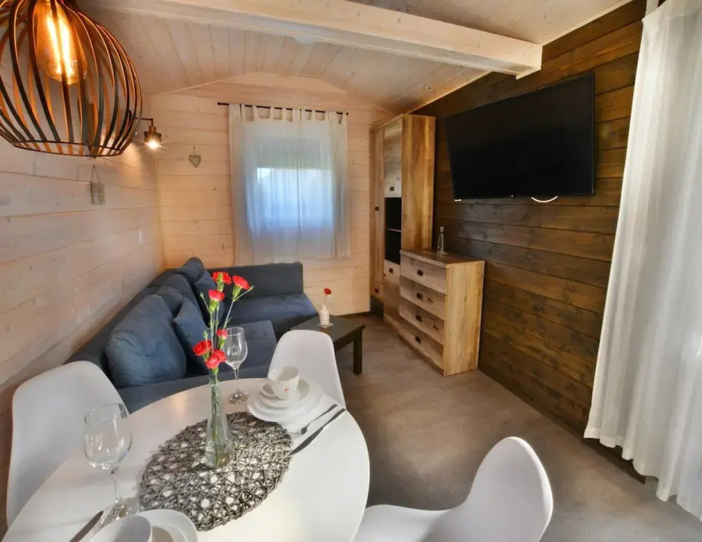 Comfortable Holiday Home With a Terrace, Ustronie